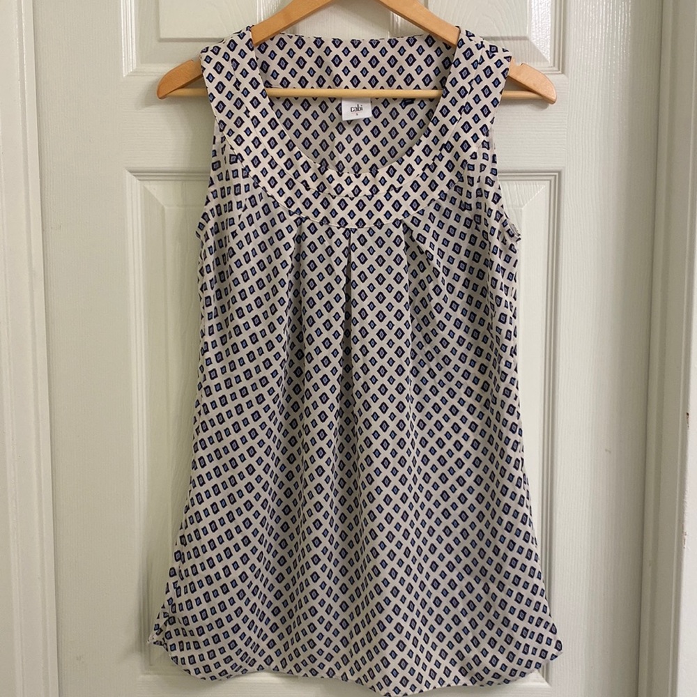 Cabi sleeveless diamond blouse, size S